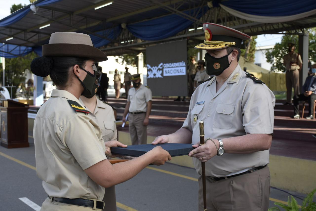 697-Ceremonia-de-Egreso-de-la-Promocion-LXI-del-Curso-Basico-de-Formacion-de-Suboficiales-6
