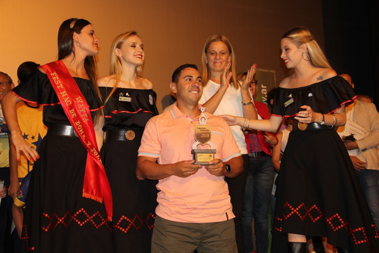 multimedia.normal.add9b2d49aeb1851.4465706f727469737461732064657374616361646f73204a4d20325f6e6f726d616c2e6a706567