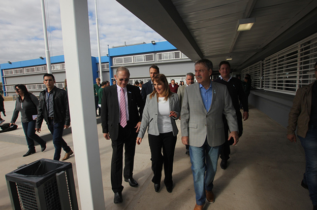 IPETyM-N°-83-Dr.-René-Favaloro-3 IPETyM-N°-83-Dr.-René-Favaloro-3