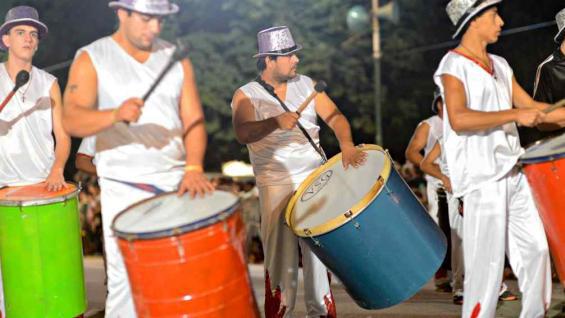 carnavales_caroya_seis