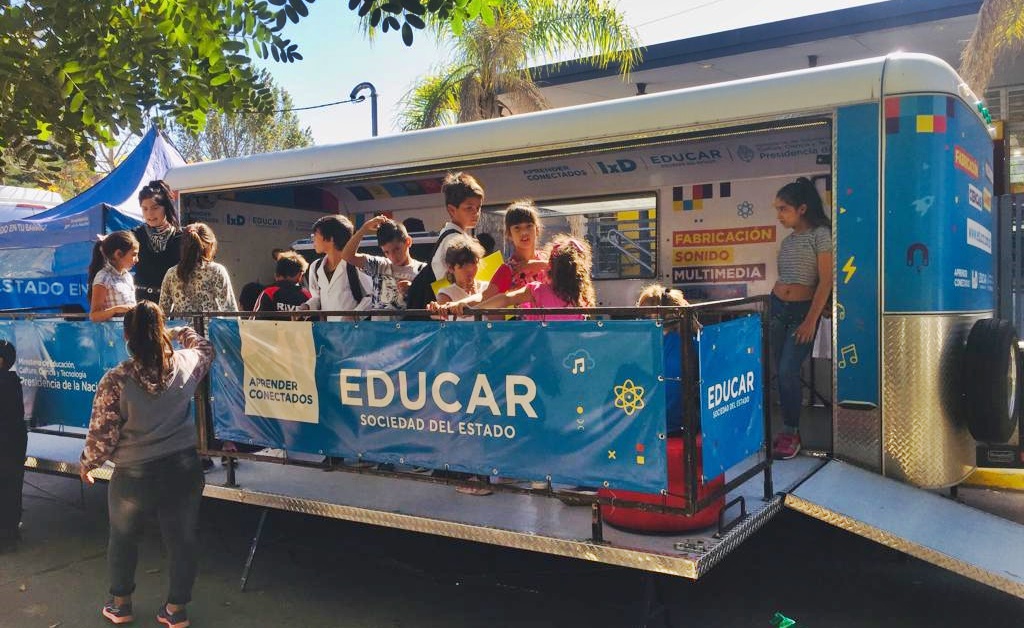 educar_movil_santa_cruz