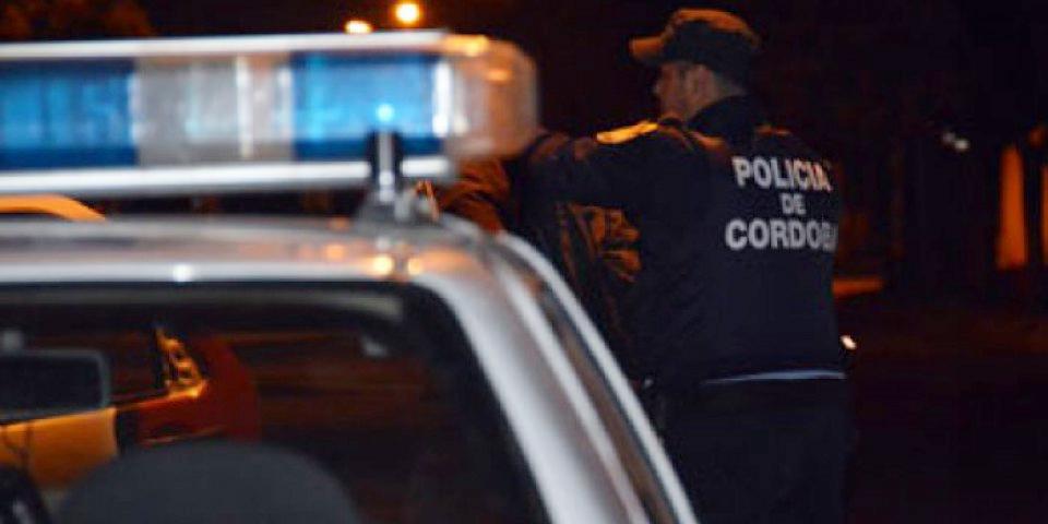 policia noche