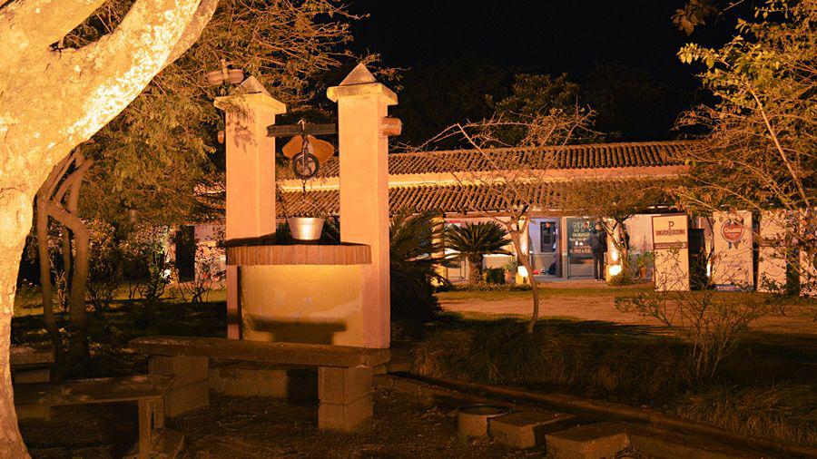 24991228_851874054979081_7037125189249199235_n